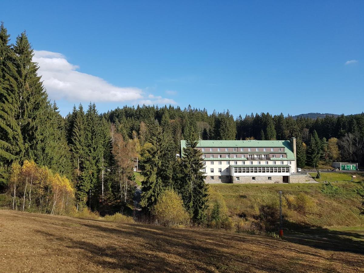 Chata Orovsky Zelezna Ruda Luaran gambar